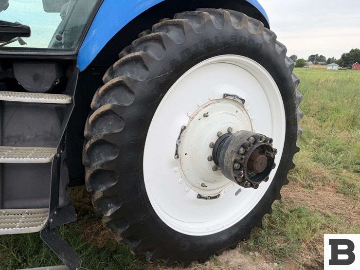 2007-new-holland-tg305-image-41