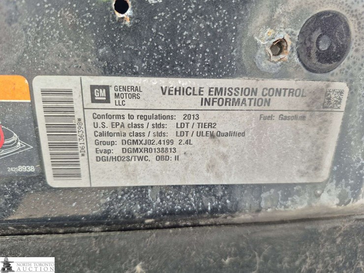 2013-chevrolet-equinox-image-18