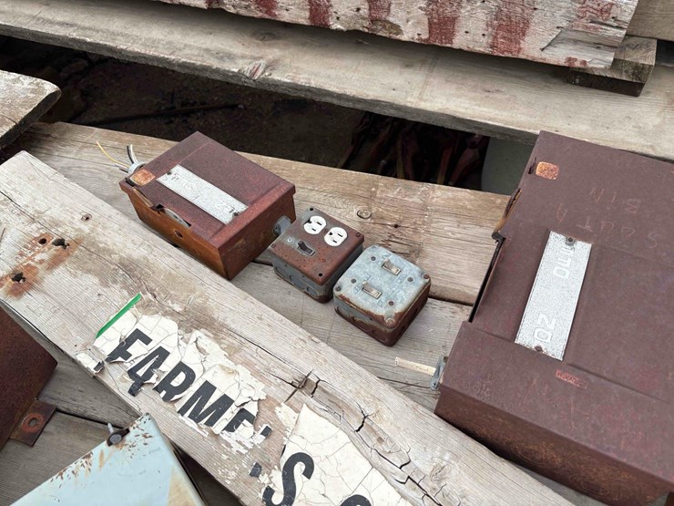 various-electrical-boxes-image-7