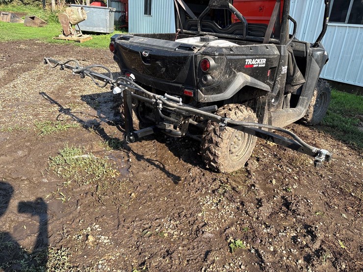 10’-atv-hitch-sprayer-boom-image-2