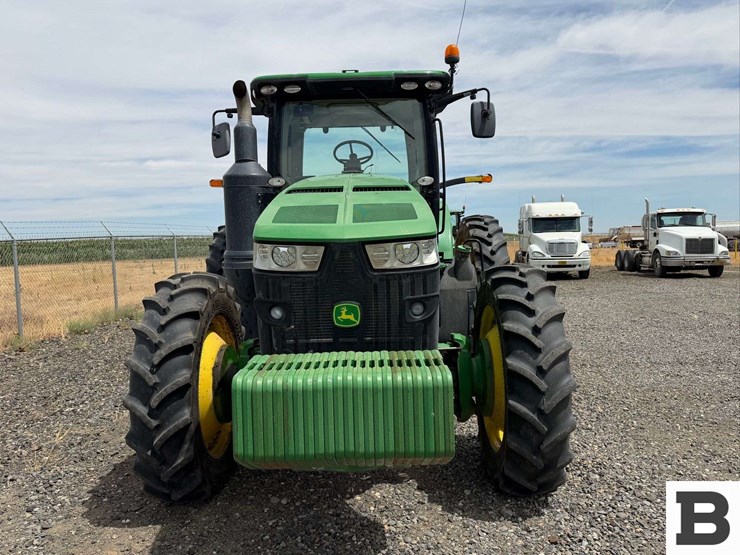 2014-john-deere-8345r-image-9