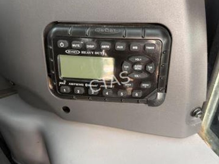 kubota-svl75-2-image-21
