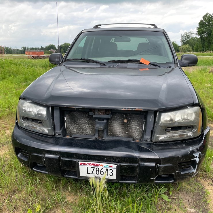 2004 CHEVROLET TRAILBLAZER