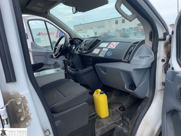 2017-ford-transit-image-15