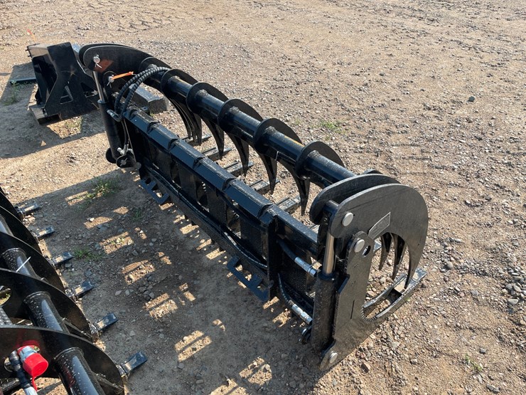 #18344-•-2026-giyi-skid-steer-grapple-(princeton,-mn)-image-3