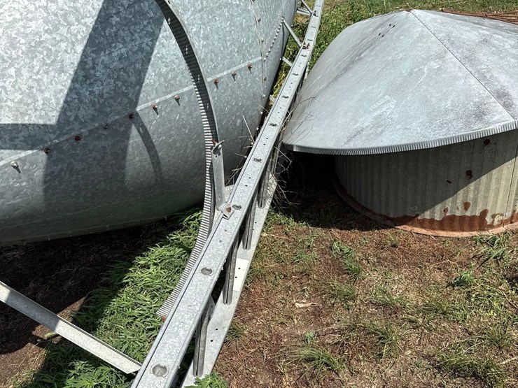 approx-9-ton-chore-time-bulk-bin-image-19