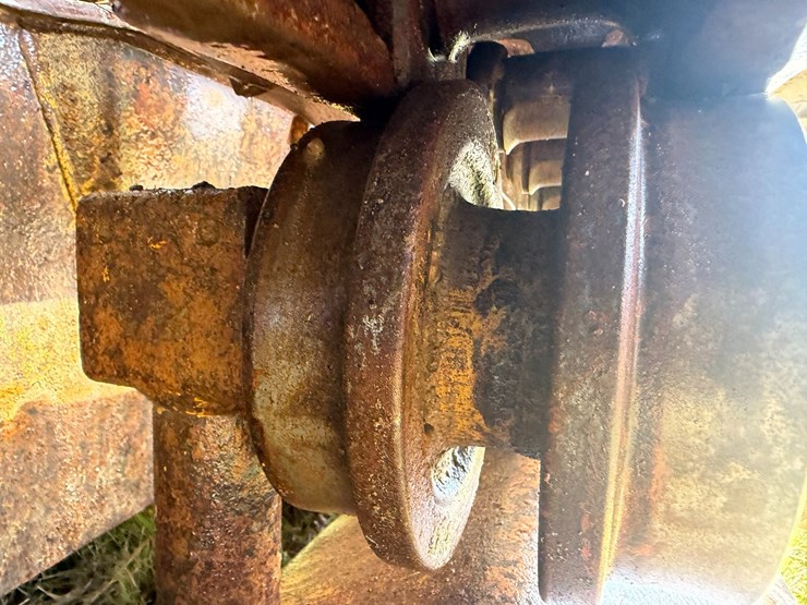 2005-caterpillar-d5g-image-19