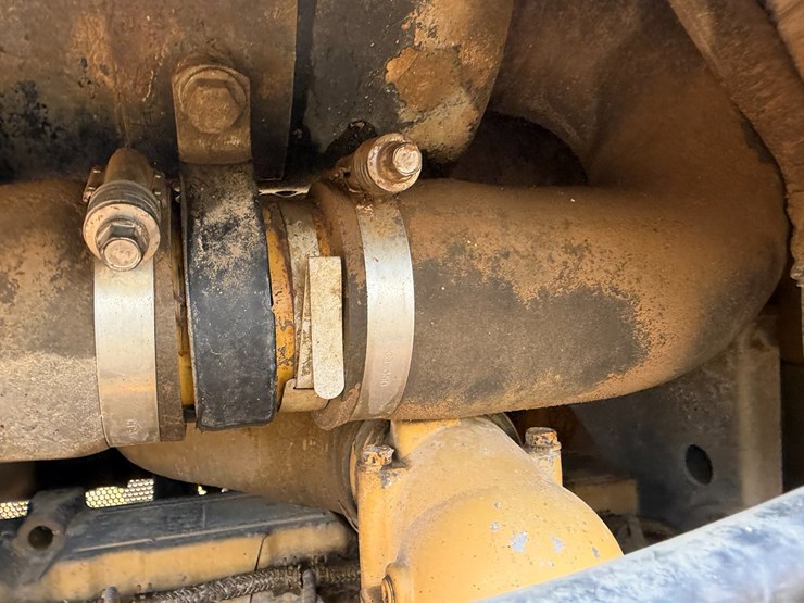 2005-caterpillar-d5g-image-58