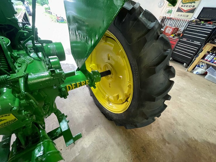 1947-john-deere-model-b-image-23