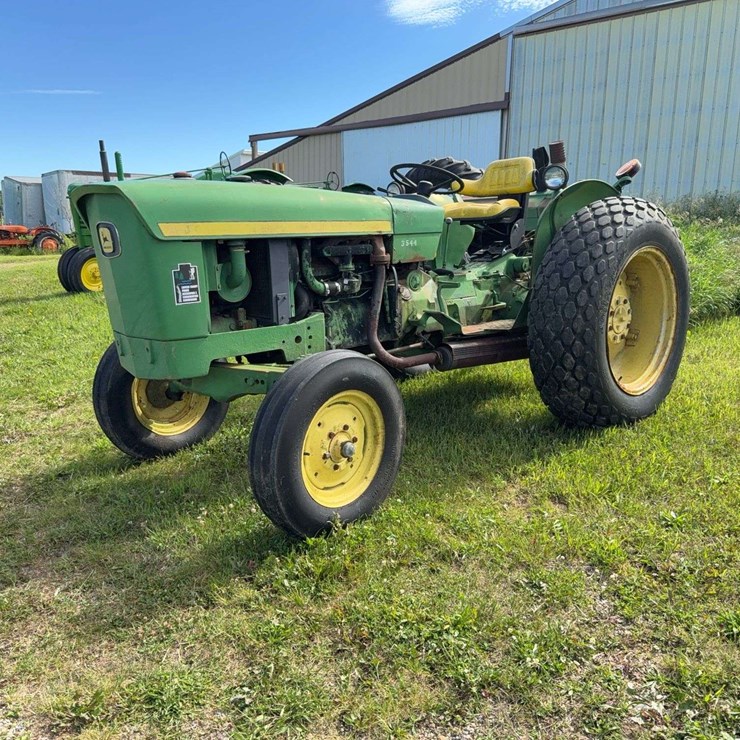 JOHN DEERE 1020