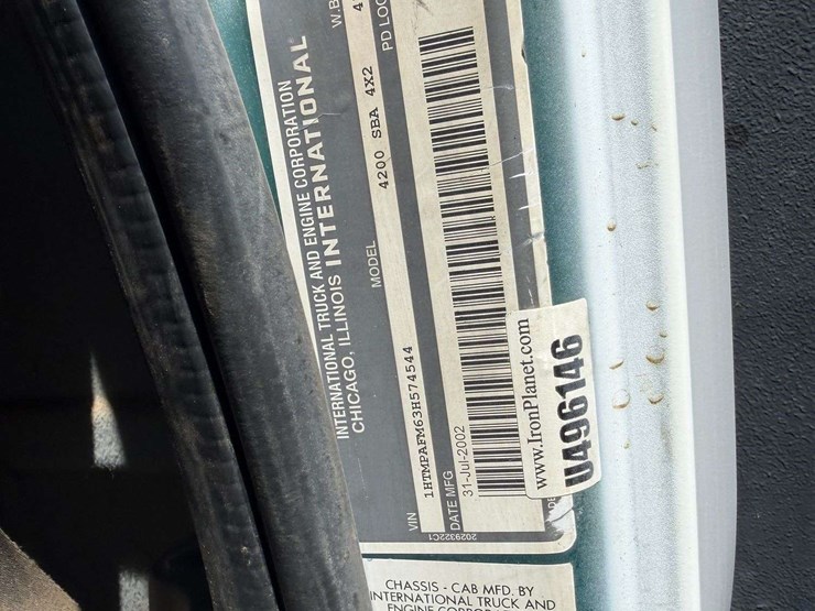 2003-international-durastar-4200-image-51