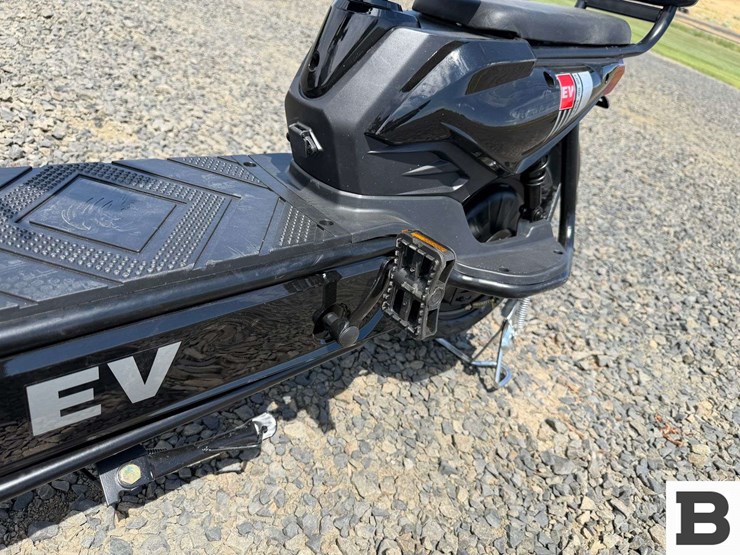 2026-sdlanch-two-wheeled-electric-vehicle-image-17