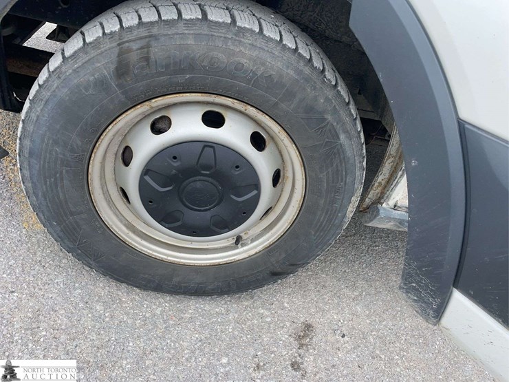 2018-ford-transit-image-24