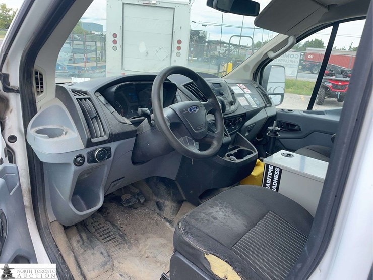 2017-ford-transit-image-11