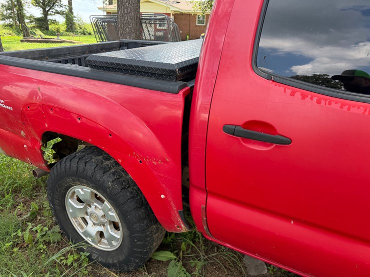 2006-toyota-tacoma-image-34