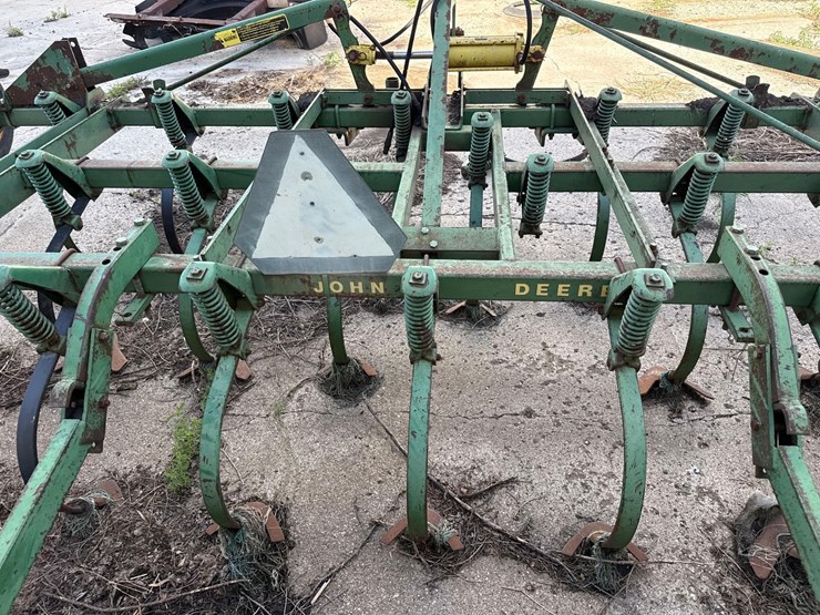 john-deere-1100-image-36