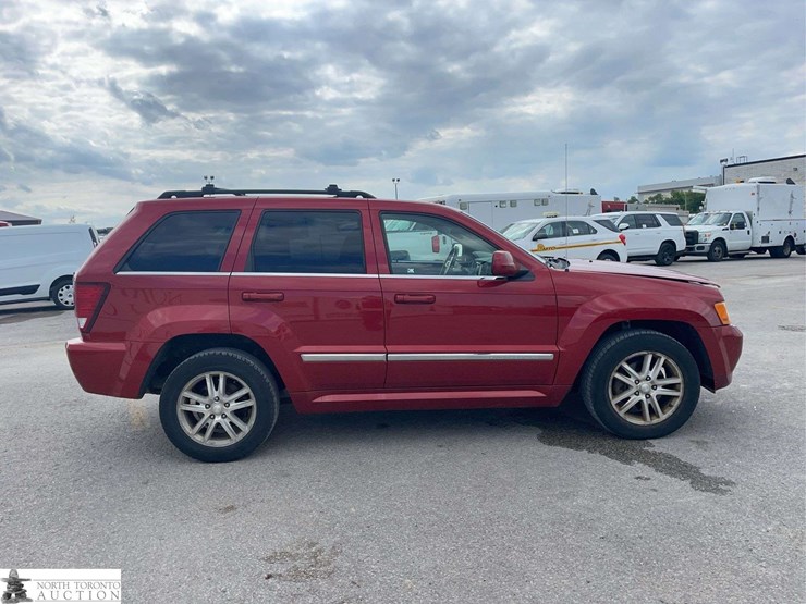 2009-jeep-grand-cherokee-image-4
