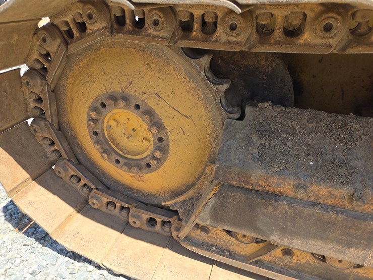 deere-650h-lt-image-45