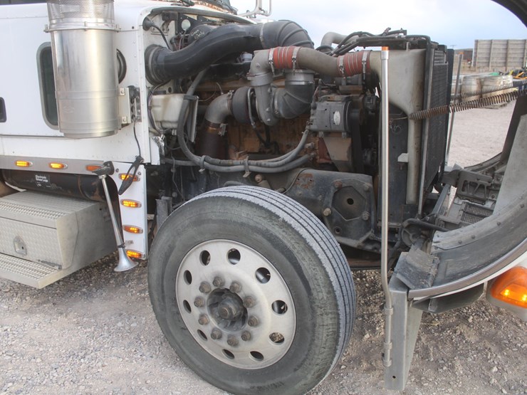 2006-peterbilt-379x-image-102
