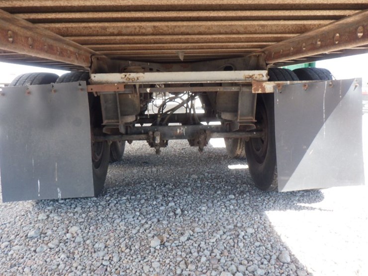 2005-utility-3000r-image-13