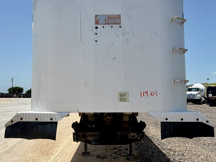 2007-travis-end-dump-image-2