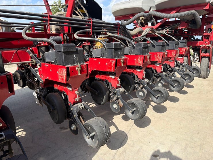 2012-case-ih-1250-image-13