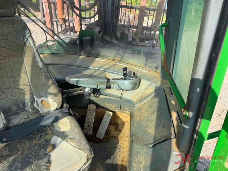2005-deere-1110d-image-31