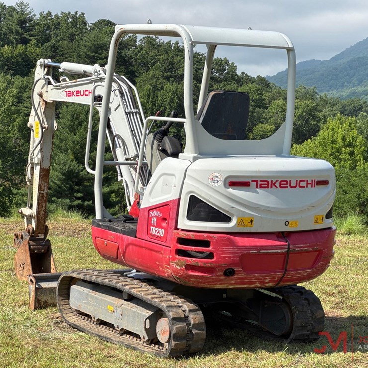 TAKEUCHI TB230
