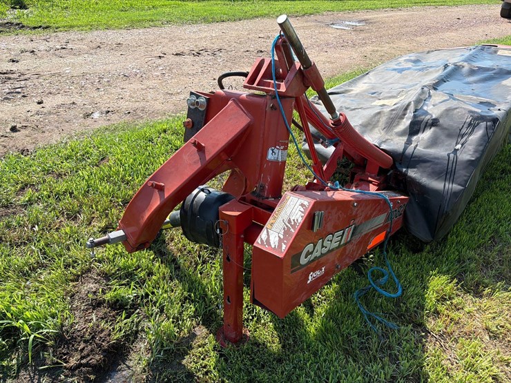 2011-case-ih-md82-image-6