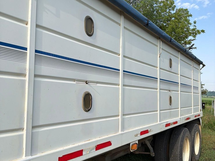 1999-maurer-32ft-semi-grain-trailer-image-23