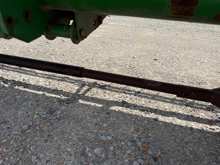 john-deere-630f-image-9