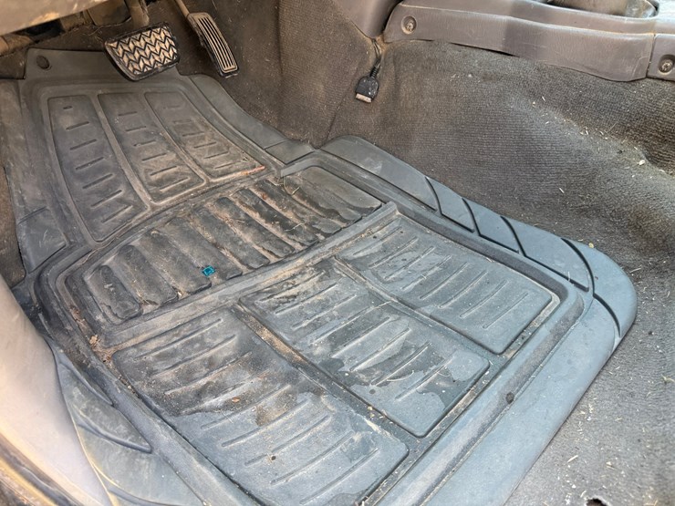 2003-toyota-tacoma-image-35