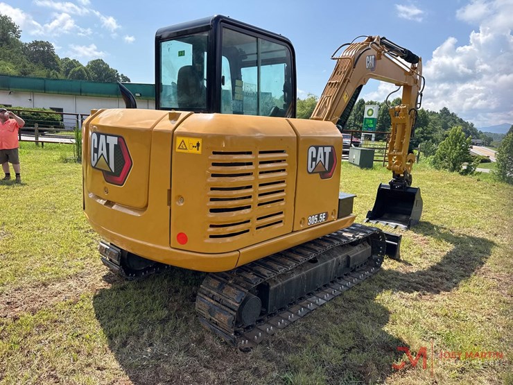caterpillar-305.5e2-image-6