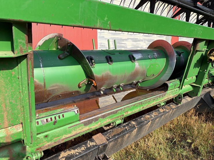 john-deere-630f-image-23