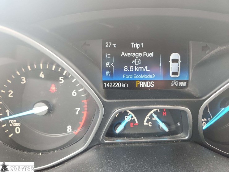 2017-ford-escape-image-30