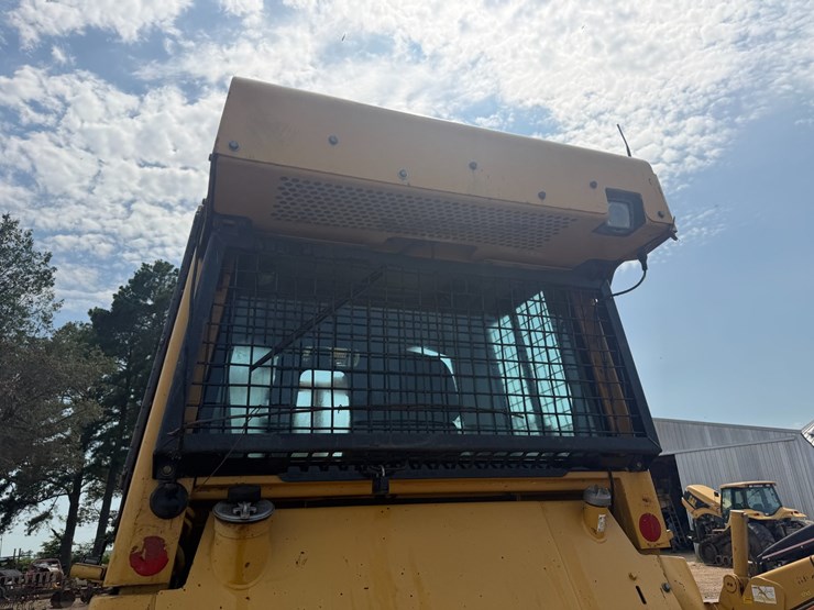 2005-caterpillar-d5g-image-29