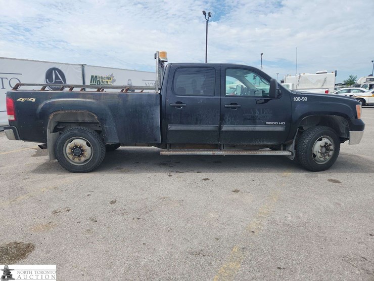 2012-gmc-sierra-3500hd-image-8