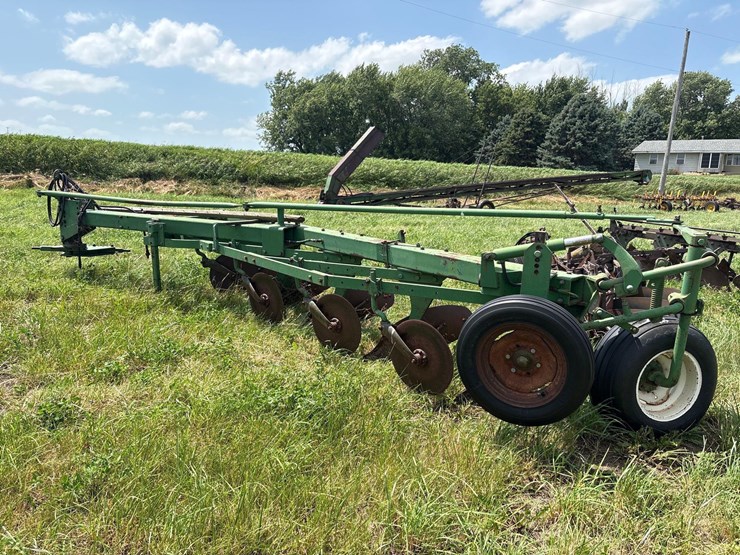 john-deere-1350-image-3