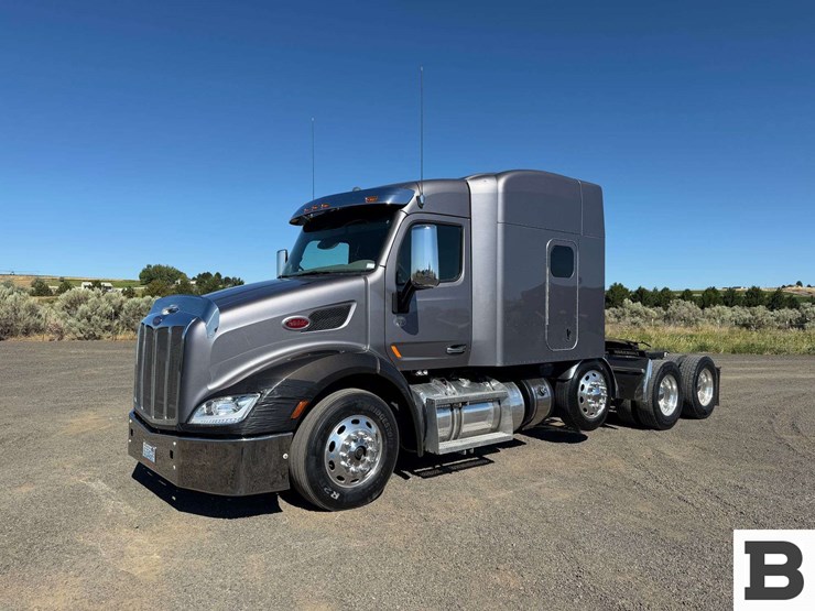 2016-peterbilt-579-image-1