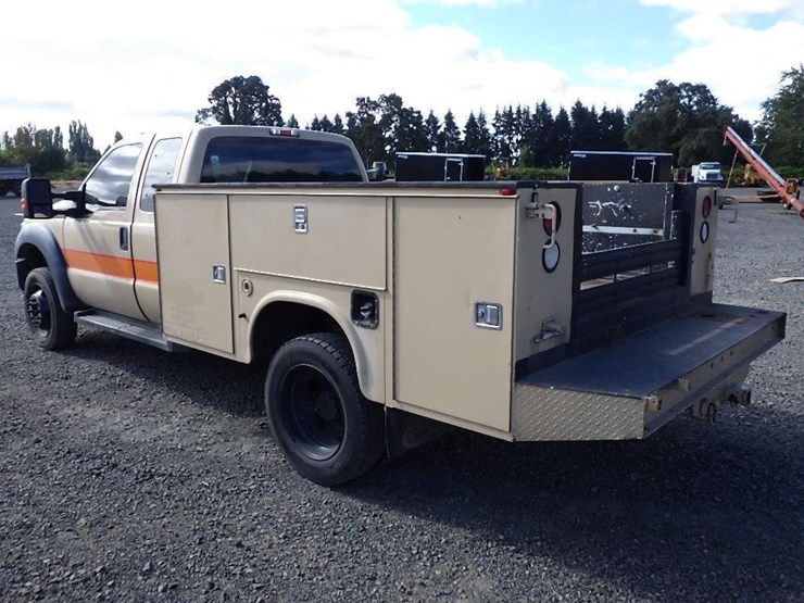 2012-ford-f550-image-7
