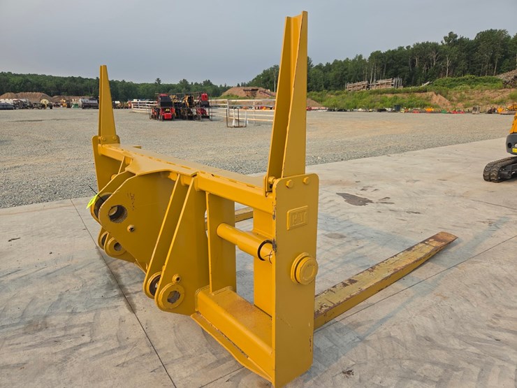 #5149-•-caterpillar-96"-loader-forks-image-5
