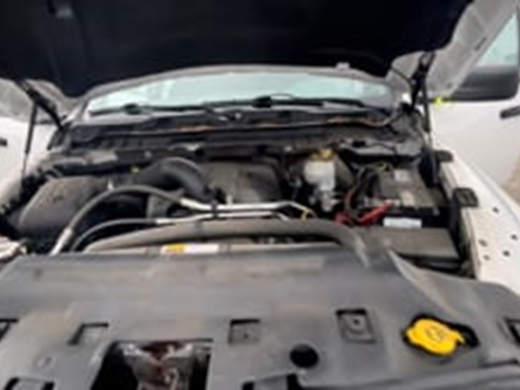2014-dodge-1500-image-9