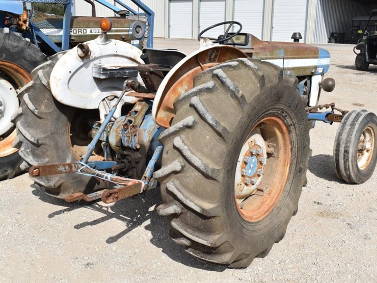 ford-4110-image-3