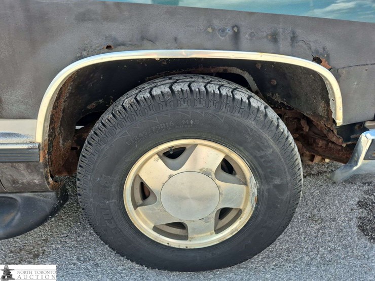 1997-chevrolet-tahoe-image-39