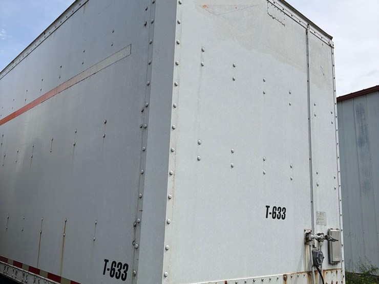 wabash-28ft-semi-van/spray-trailer-image-17