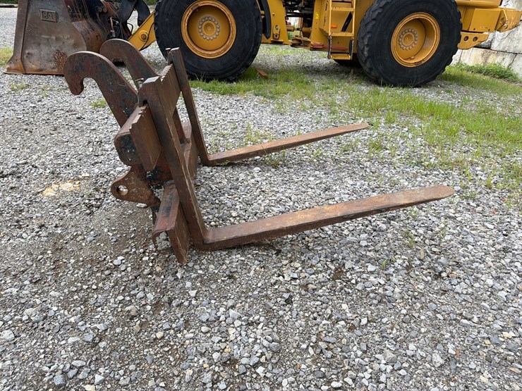 caterpillar-930h-image-2