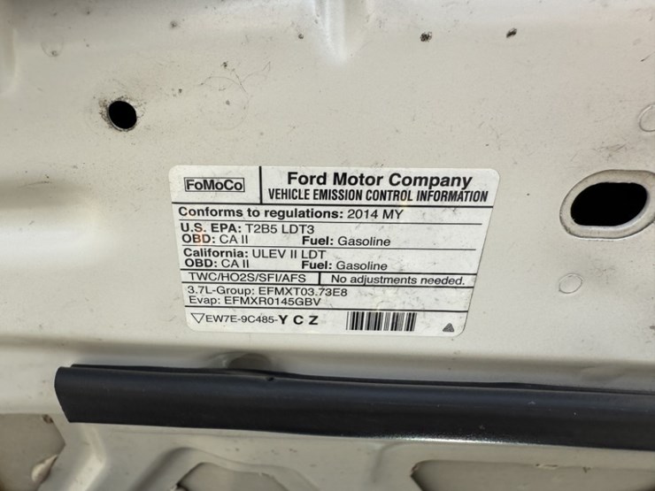 2014-ford-explorer-image-13