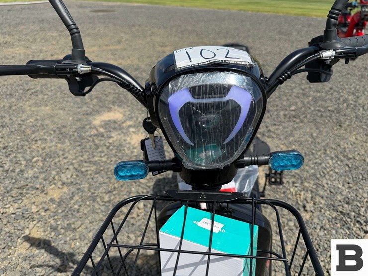 2026-sdlanch-two-wheeled-electric-vehicle-image-16