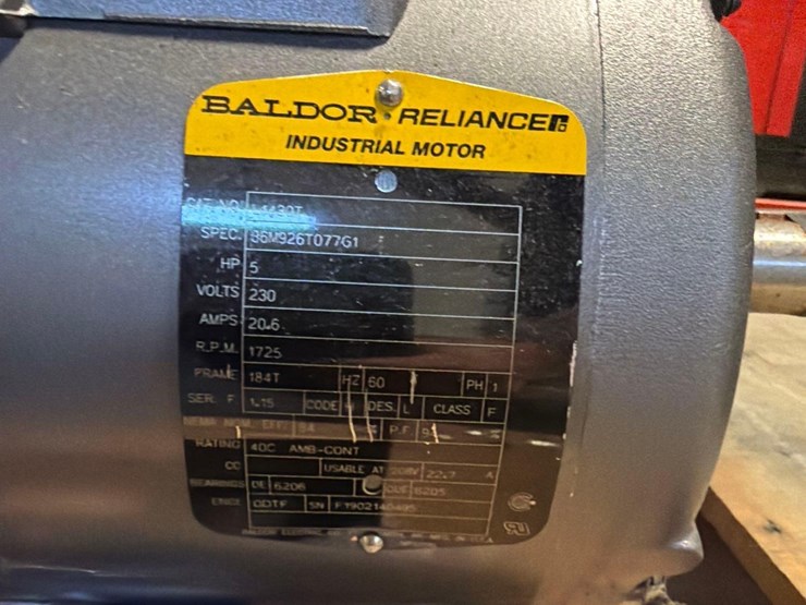 2004-speedaire-80-gallon-air-compressor-image-7