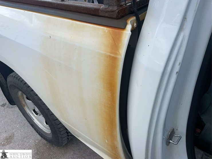 2014-dodge-1500-image-22